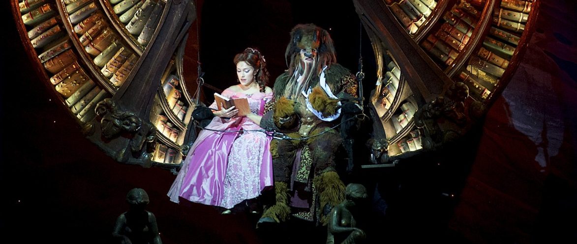 „Die Schöne und das Biest“ feiert Premiere