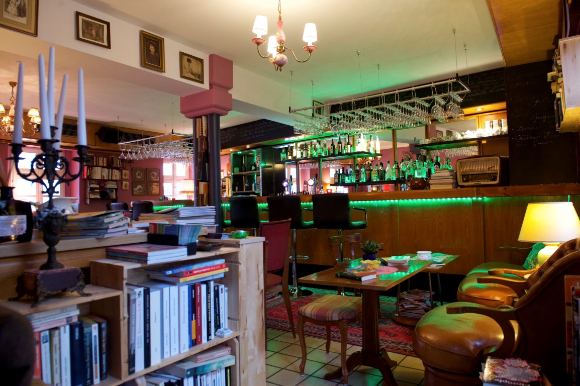 20122017, Luxembourg-Weismerkirch, Cafe Litteraire Bovary, 2 rue de Laroche, Interview avec Lily Fouet, propriétaire du Cafe Litteraire Bovary, © Editpress/Fabrizio Pizzolante