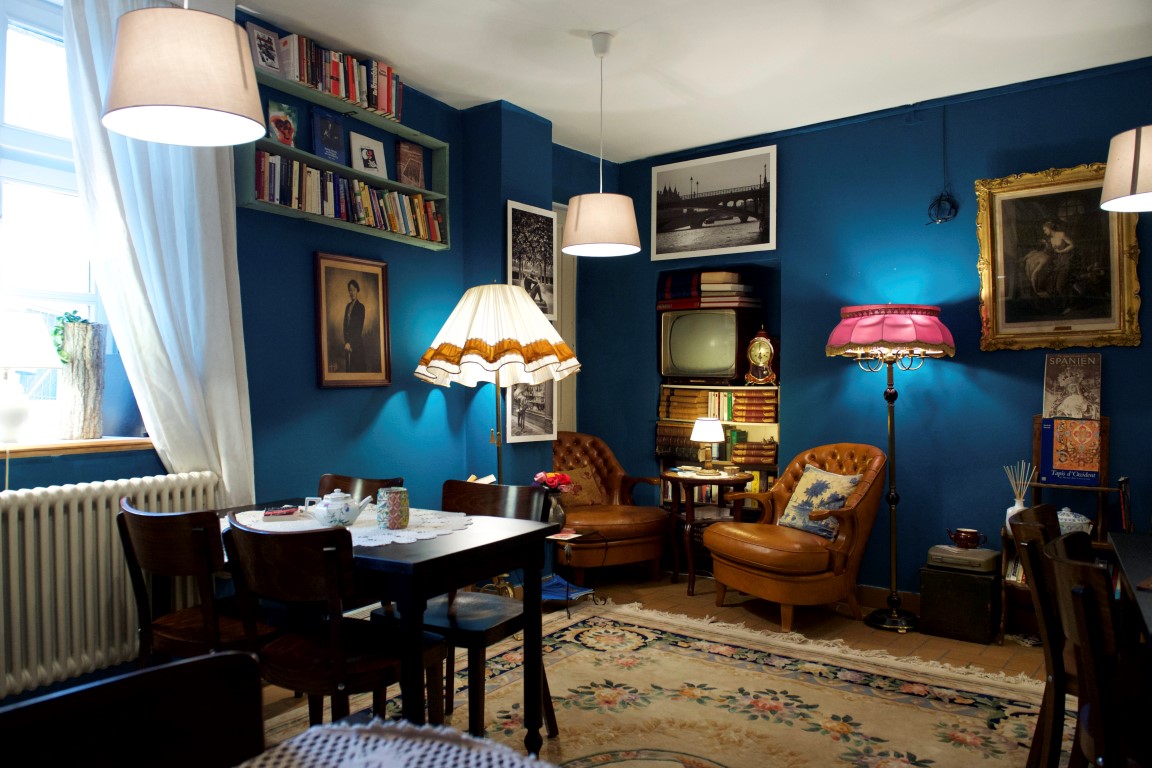 20122017, Luxembourg-Weismerkirch, Cafe Litteraire Bovary, 2 rue de Laroche, Interview avec Lily Fouet, propriétaire du Cafe Litteraire Bovary, © Editpress/Fabrizio Pizzolante