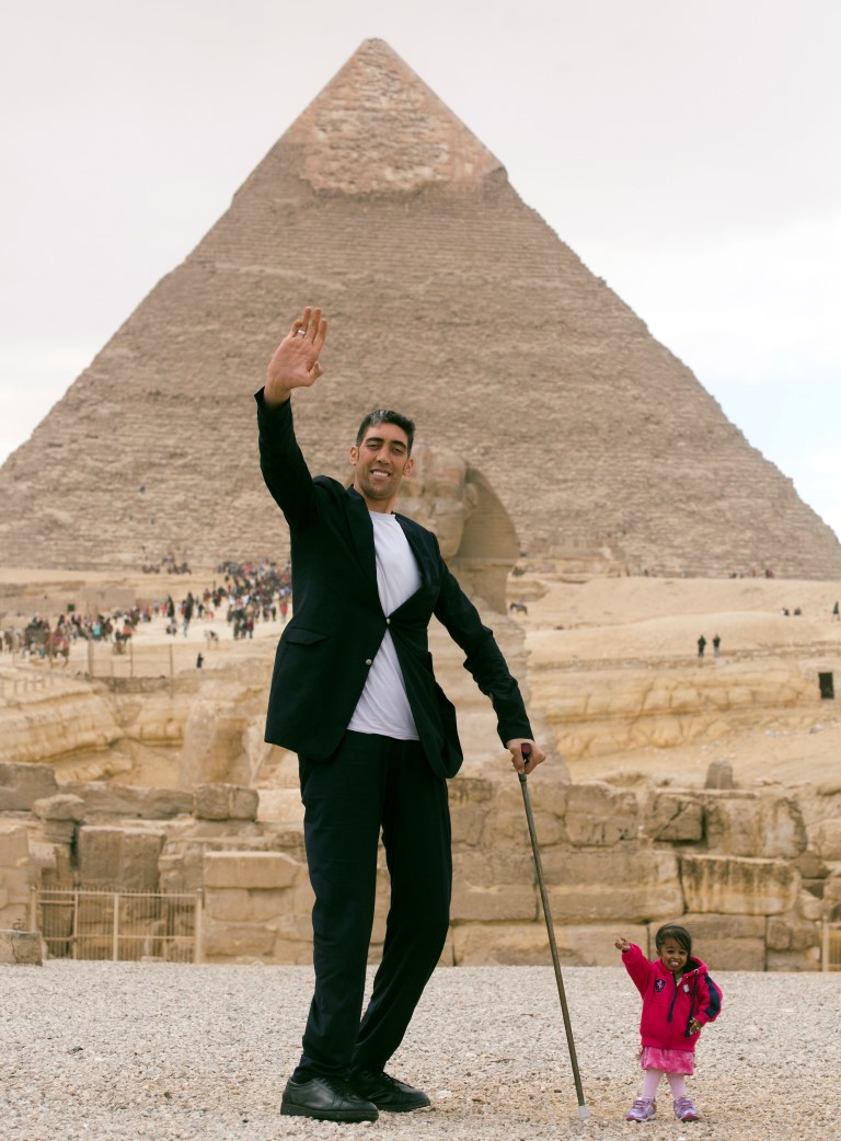 Egypt World Tallest Man Shortest Woman