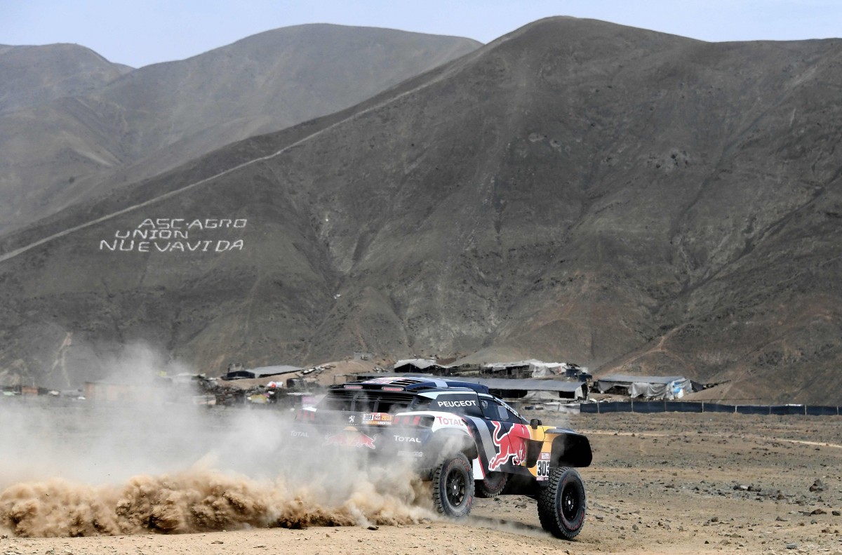 Rallye Dakar in Lima gestartet 