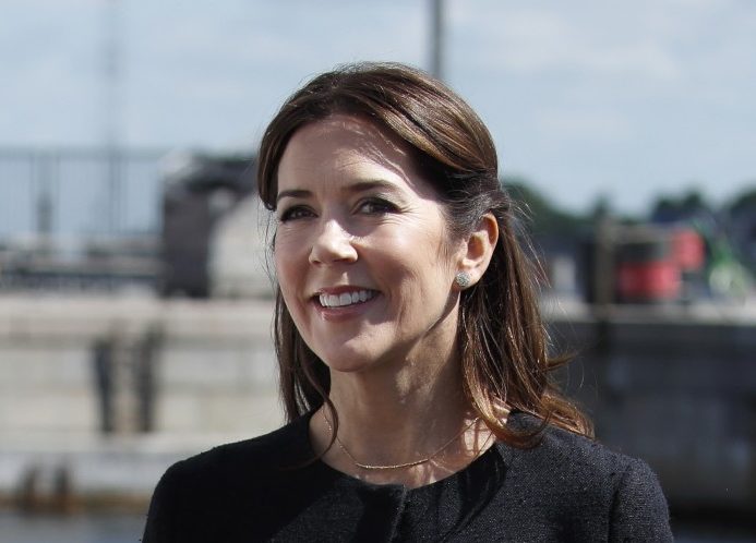 Kosmetikfirma legt sich mit Kronprinzessin an