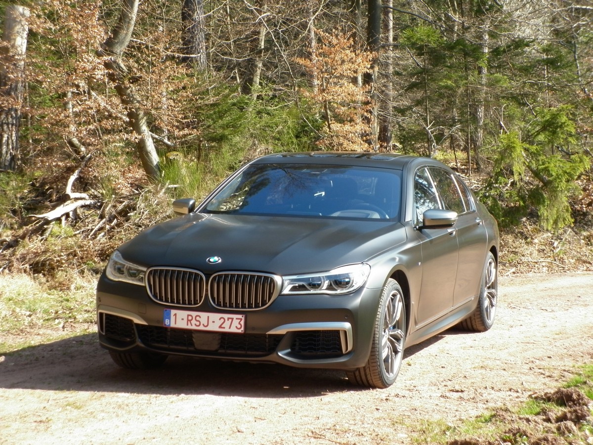 M760 Li xDrive