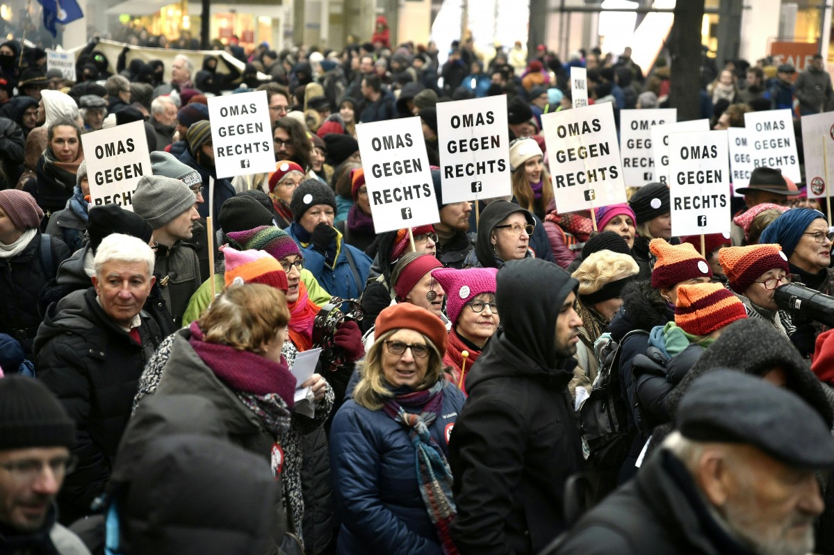 Protest_in_Wien_gege_55927553