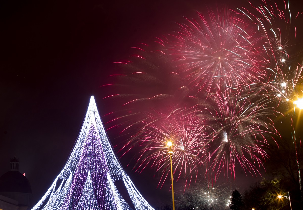 Silvester_Feuerwerk_55806639