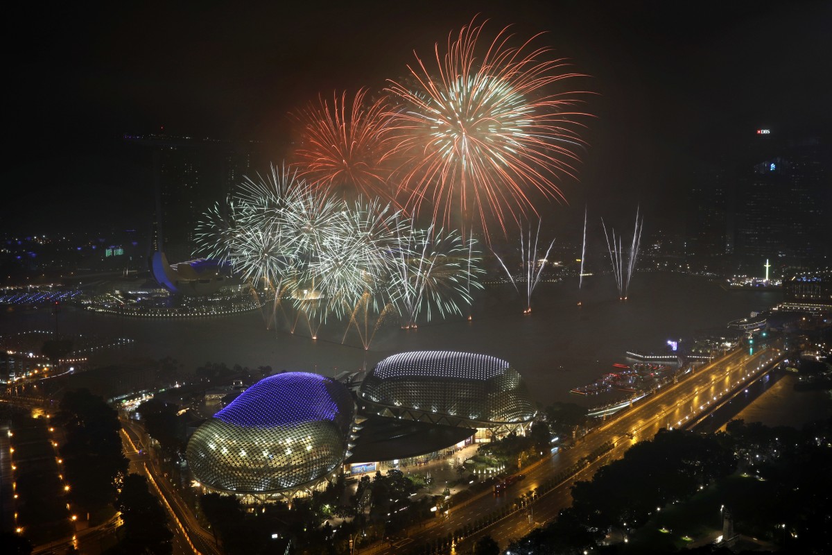 Silvester_Singapur_55804102
