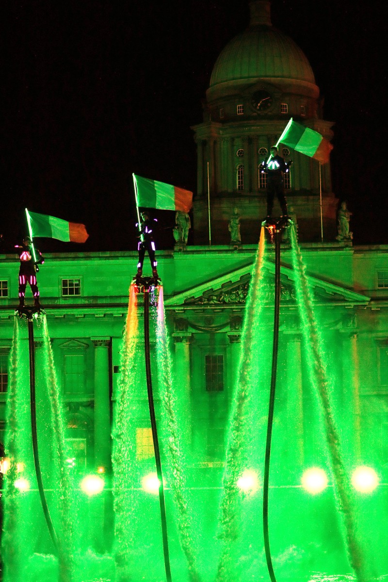 Silvester_in_Dublin_55804929