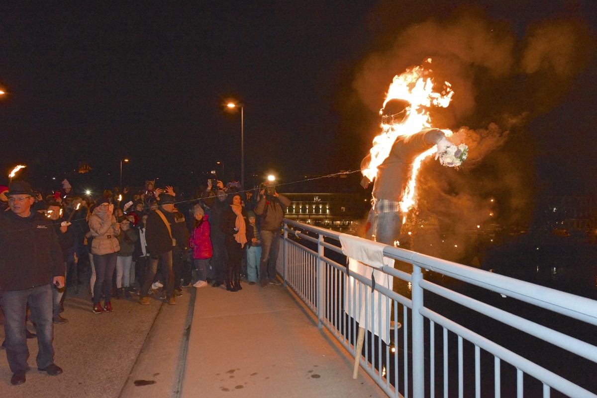 Feuriger Brauch an der Mosel