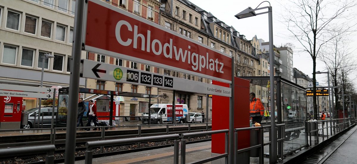 44-Jähriger soll Polizisten mit Stoß vor Straßenbahn getötet haben