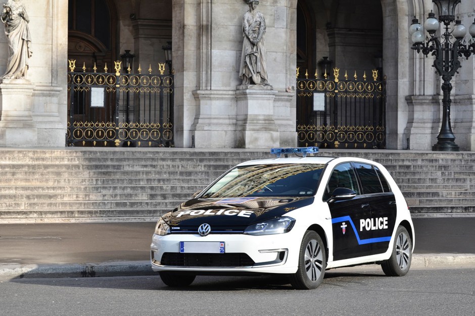 volkswagen-e-golf-police-5-