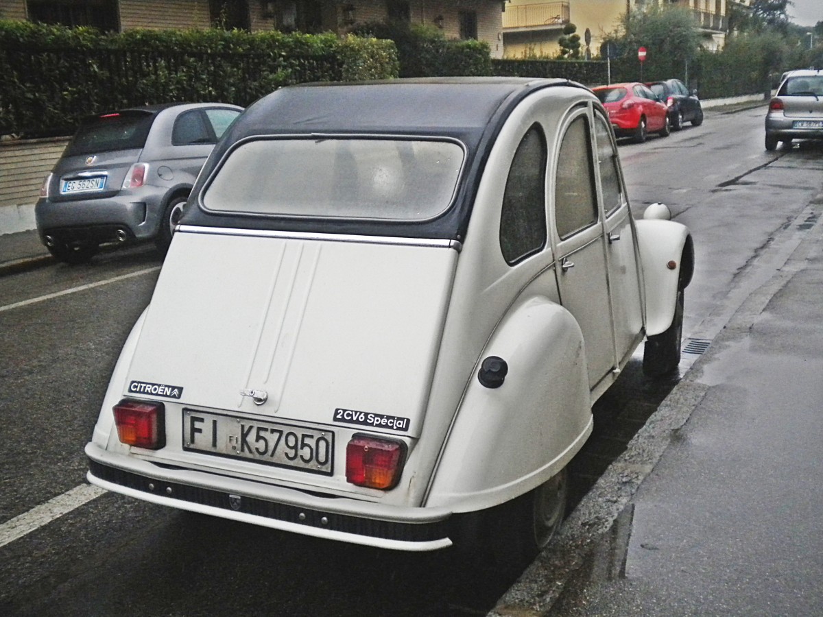 2 CV 2