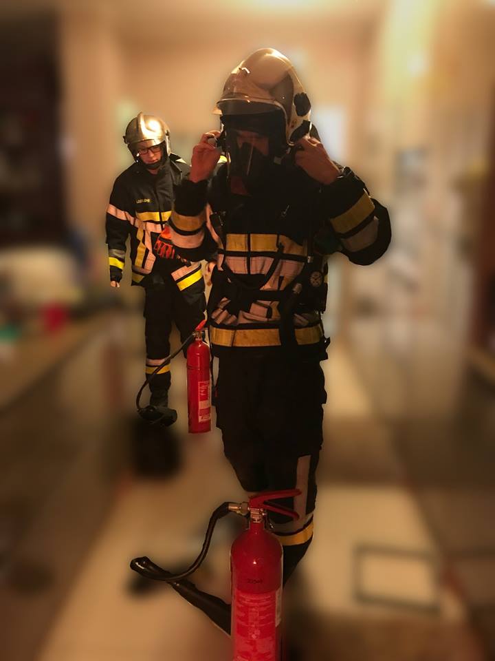 29542859_964652160378325_3483545780074401063_n