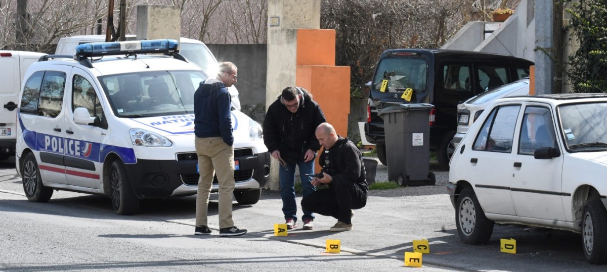 Geiselnahme_bei_Carc_56744570urn_binary_dpa_com_20090101_180323-99-610374-FILED