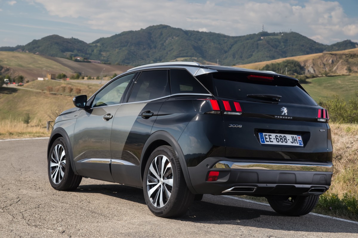 PEUGEOT3008_TestDrives_201610_13