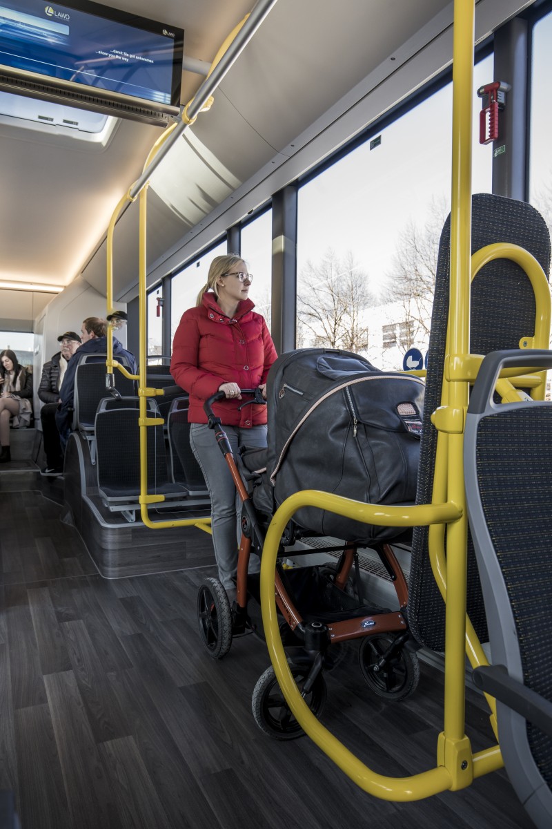 P_Bus_IOT_LionsCity_2018-04