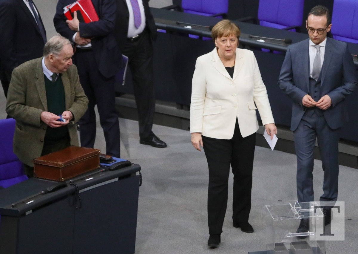 Wahl_der_Bundeskanzl_56634521urn_binary_dpa_com_20090101_180314-90-008861-FILED