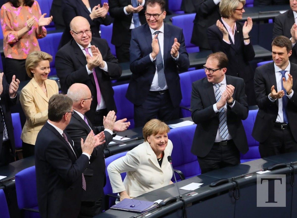 Wahl_der_Bundeskanzl_56635072urn_binary_dpa_com_20090101_180314-90-010057-FILED