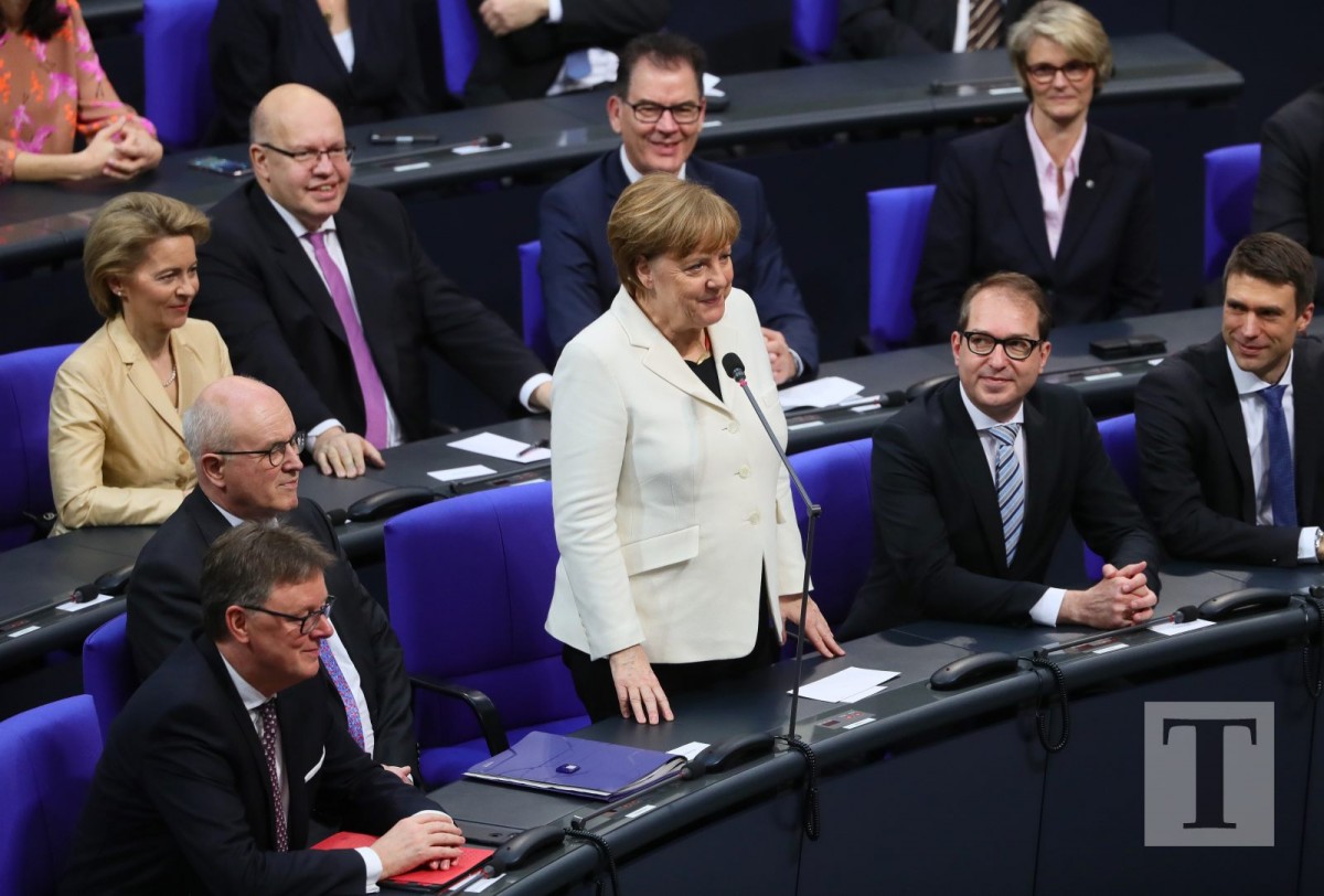 Wahl_der_Bundeskanzl_56635208urn_binary_dpa_com_20090101_180314-90-010274-FILED