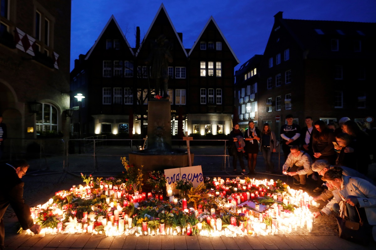 Amokfahrt_in_Muenste_56905923urn_binary_dpa_com_20090101_180408-90-031216-FILED