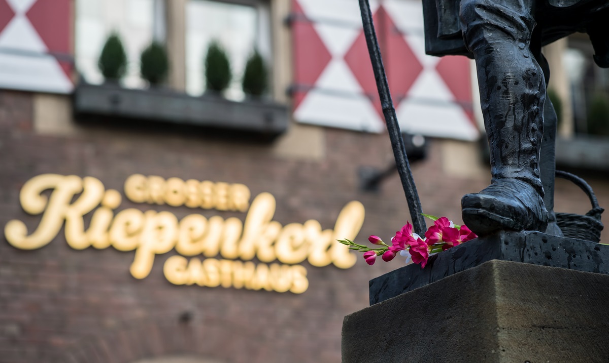 Amokfahrt_in_Muenste_56909946urn_binary_dpa_com_20090101_180409-90-006456-FILED