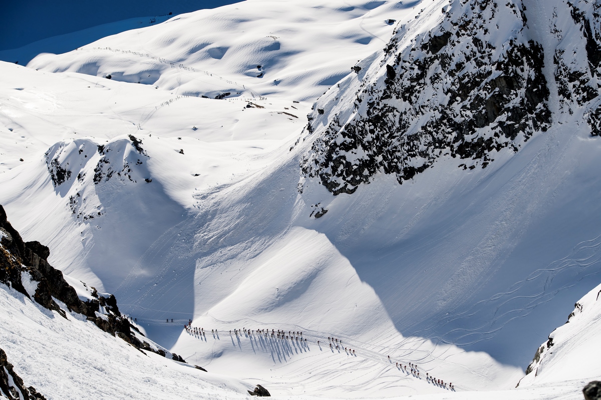 Bergrettung_zu_Suche_56937368urn_binary_dpa_com_20090101_180411-90-013757-FILED