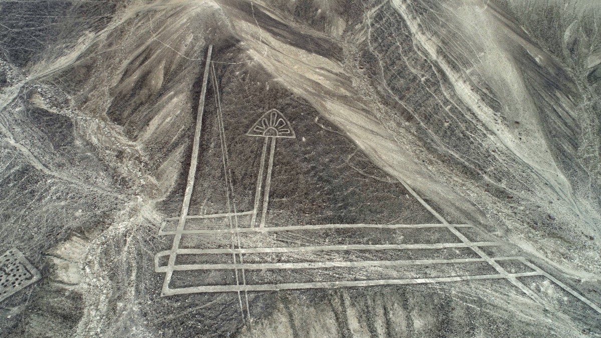 Neue_Geoglyphen_in_P_56934373