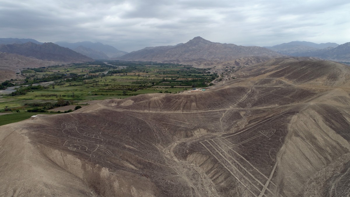 Neue_Geoglyphen_in_P_56934426