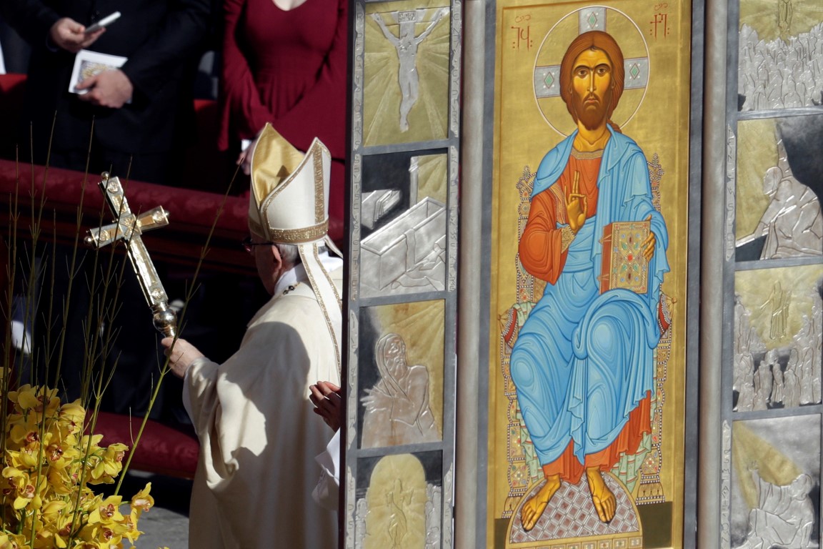 Papst hält Ostermesse