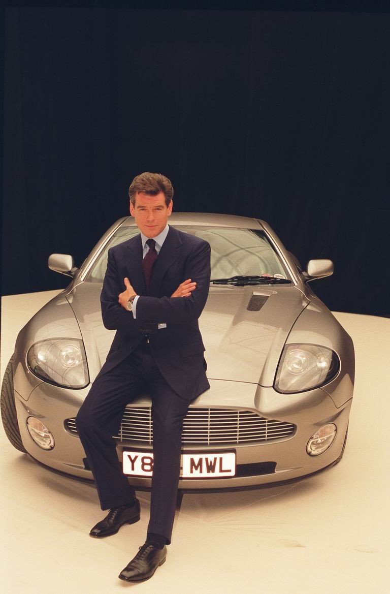 Pierce Brosnan und der Aston in Tödlicher Mission