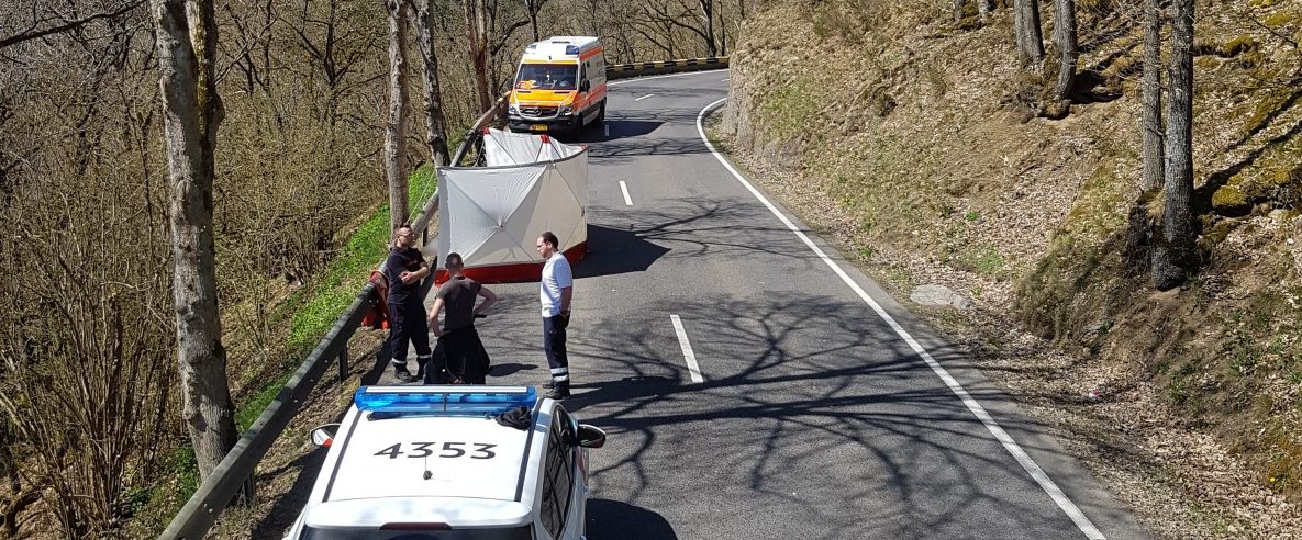 Schwerer Unfall: Motorradfahrer stirbt auf dem CR325