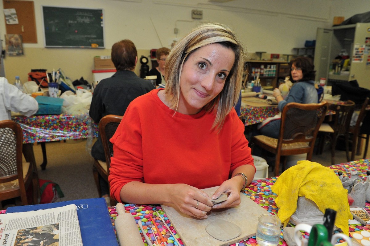 Verein „Art Libre“ in Esch: Malen, töpfern, kreativ sein