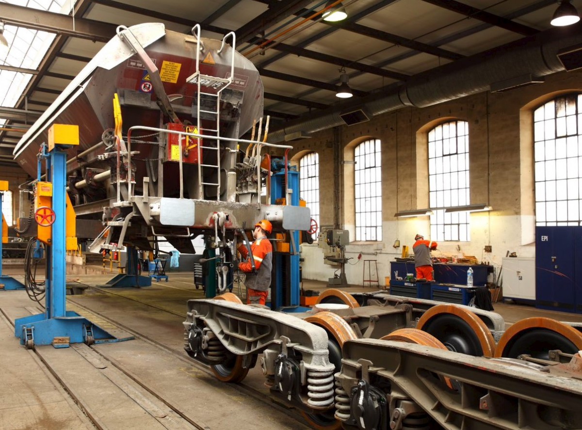 490_0008_14938304_20180428_P_Cfl_cargo_CFL_2