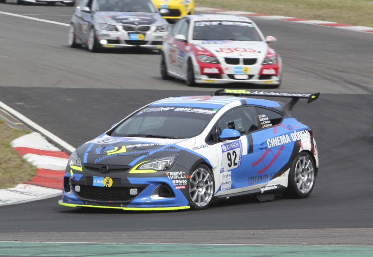 Mike Schmit (Opel Astra OPC)