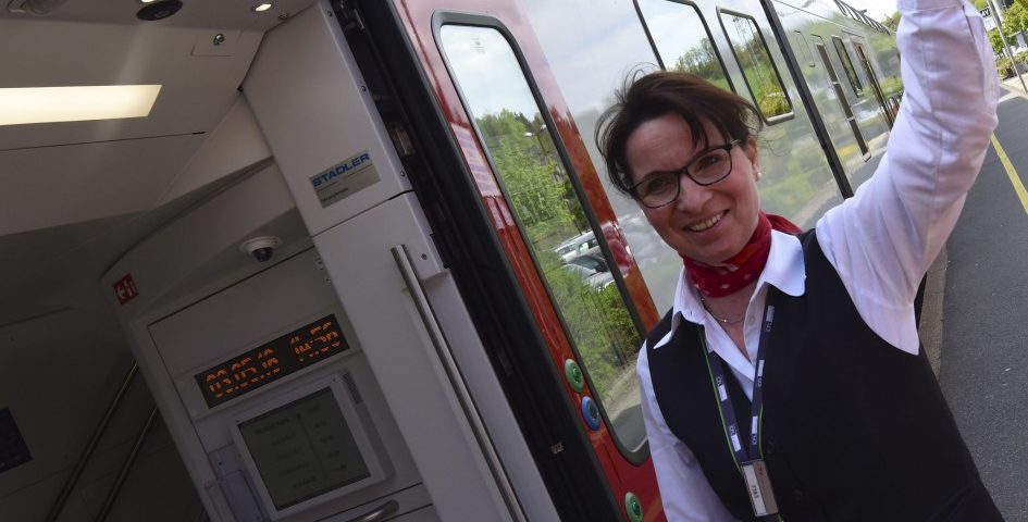 Ohne sie fährt kein Zug: Der Job des Zugbegleiters