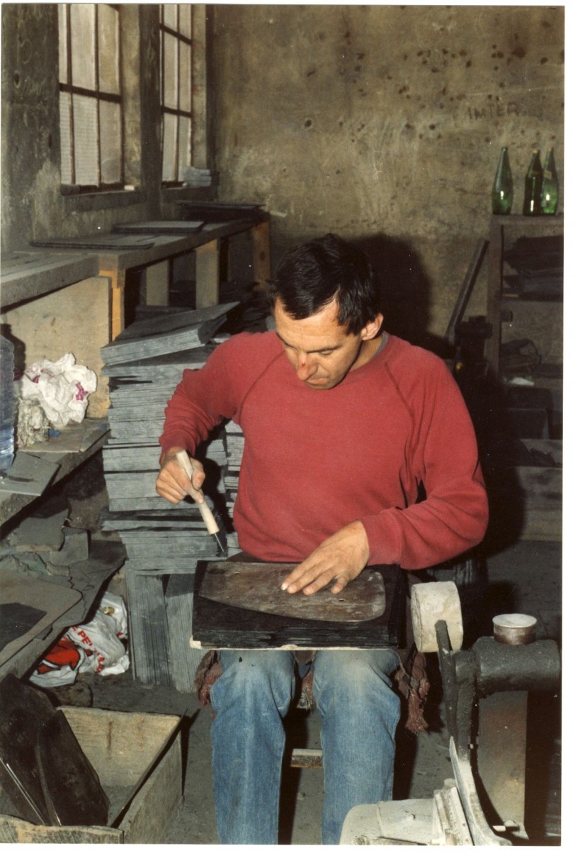 490_0008_14948123_Schiefer_2015_014_286