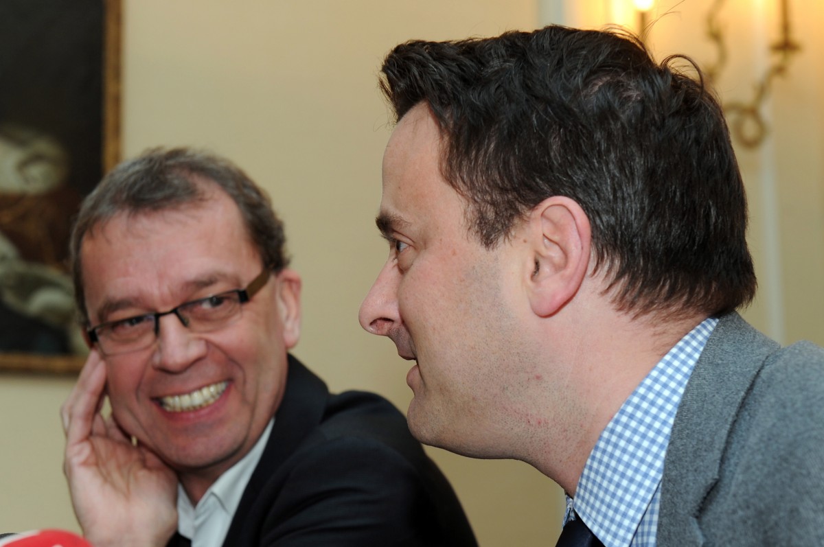 491_0008_648590_CONSEIL_MINISTRES_CONF_PRESSE1