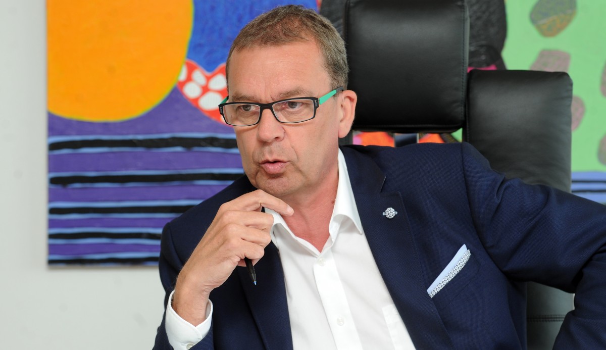 491_0008_740765_CAMILLE_GIRA_002