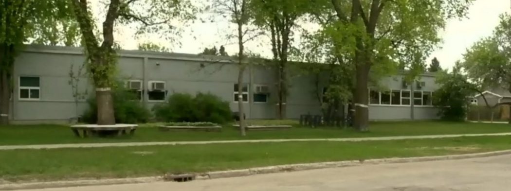 Sommerkleid von Mädchen (3) ist zu „anstößig“