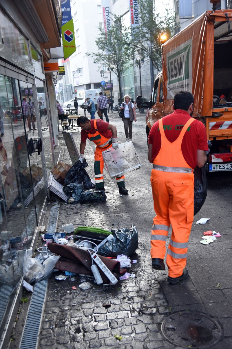 Aufraeumen_nach_Unwe_57492888