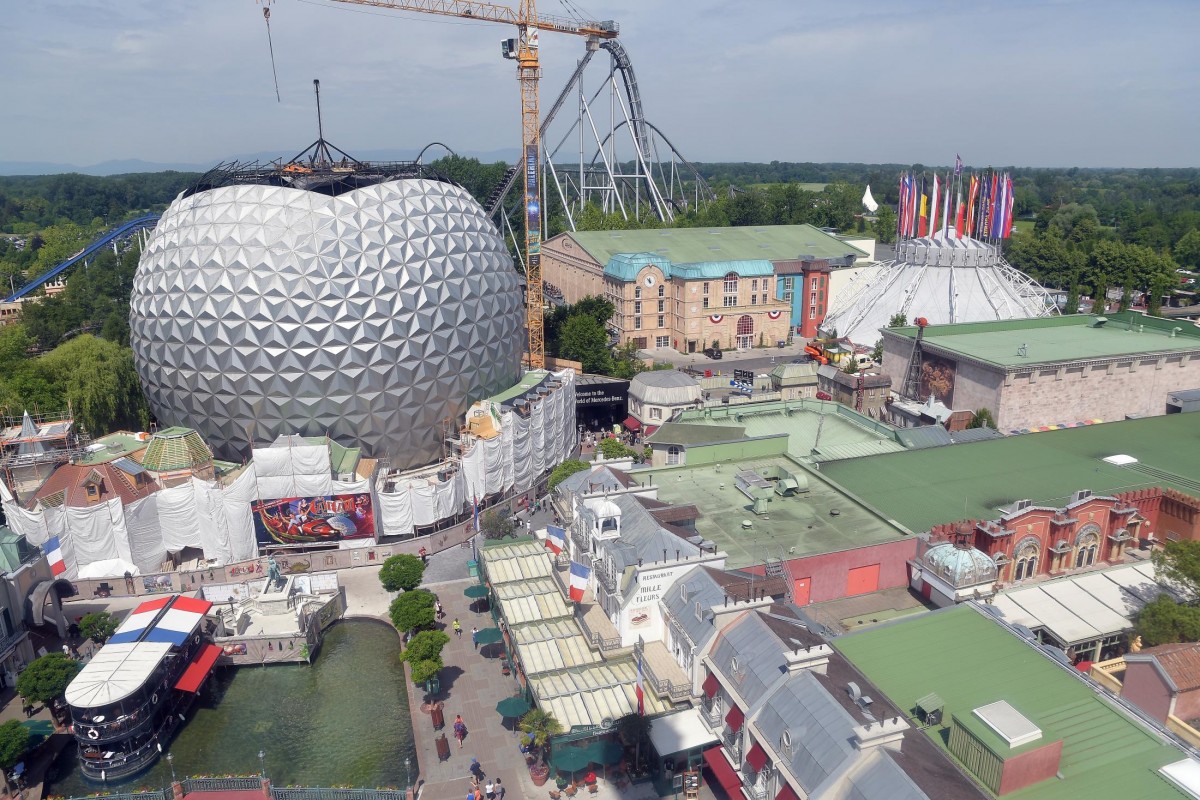 Der_Tag_nach_dem_Bra_57463192urn_binary_dpa_com_20090101_180527-90-009968-FILED