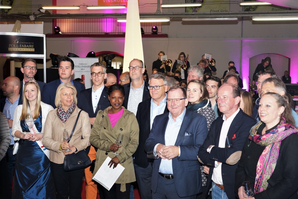 Ehrengäste während der Ansprache 2