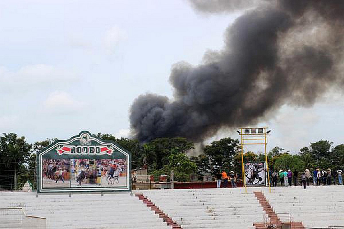 Flugzeugabsturz_in_K_57375029urn_binary_dpa_com_20090101_180518-99-368824-FILED