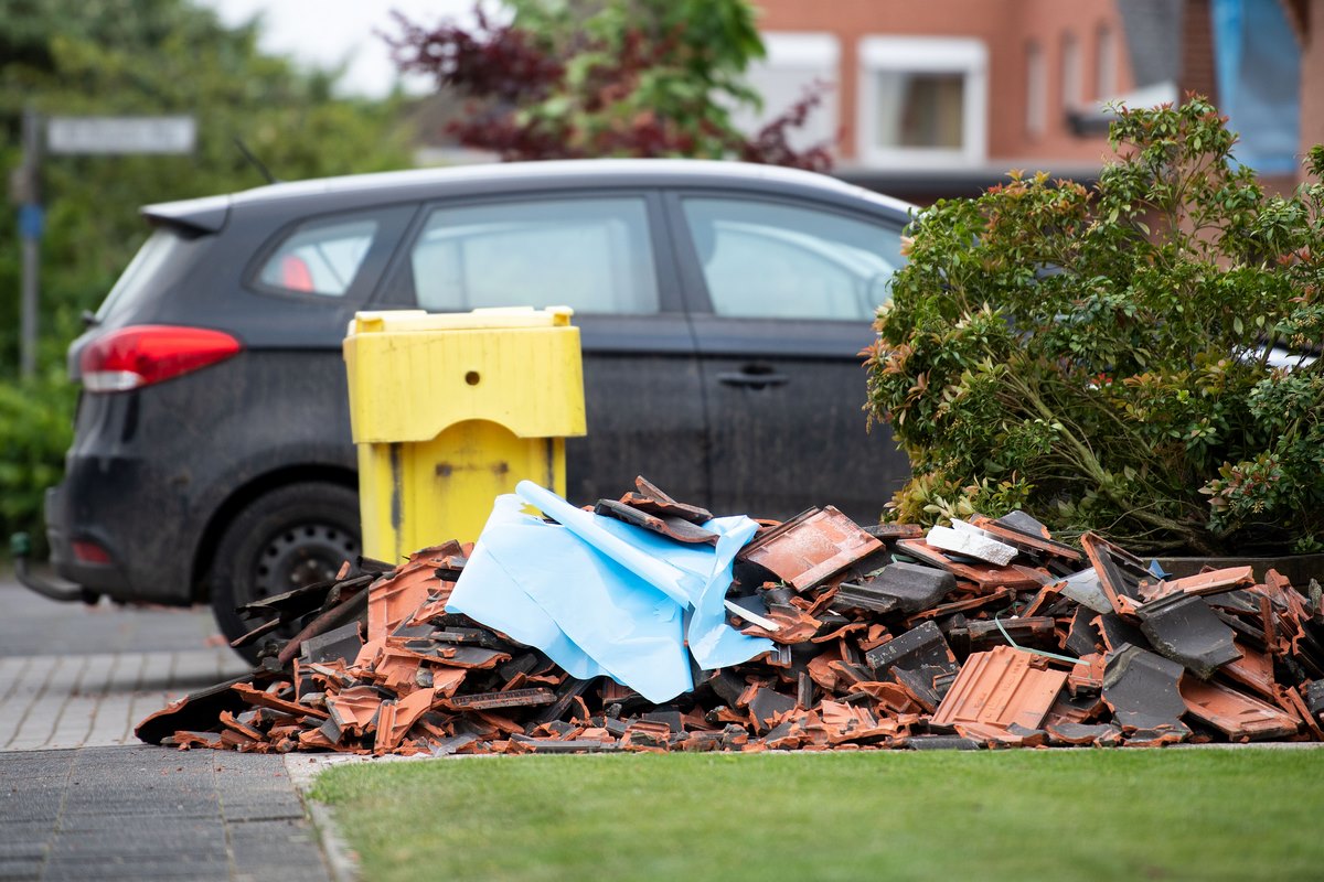 Nach_Wirbelsturm_am_57352014urn_binary_dpa_com_20090101_180517-90-004736-FILED