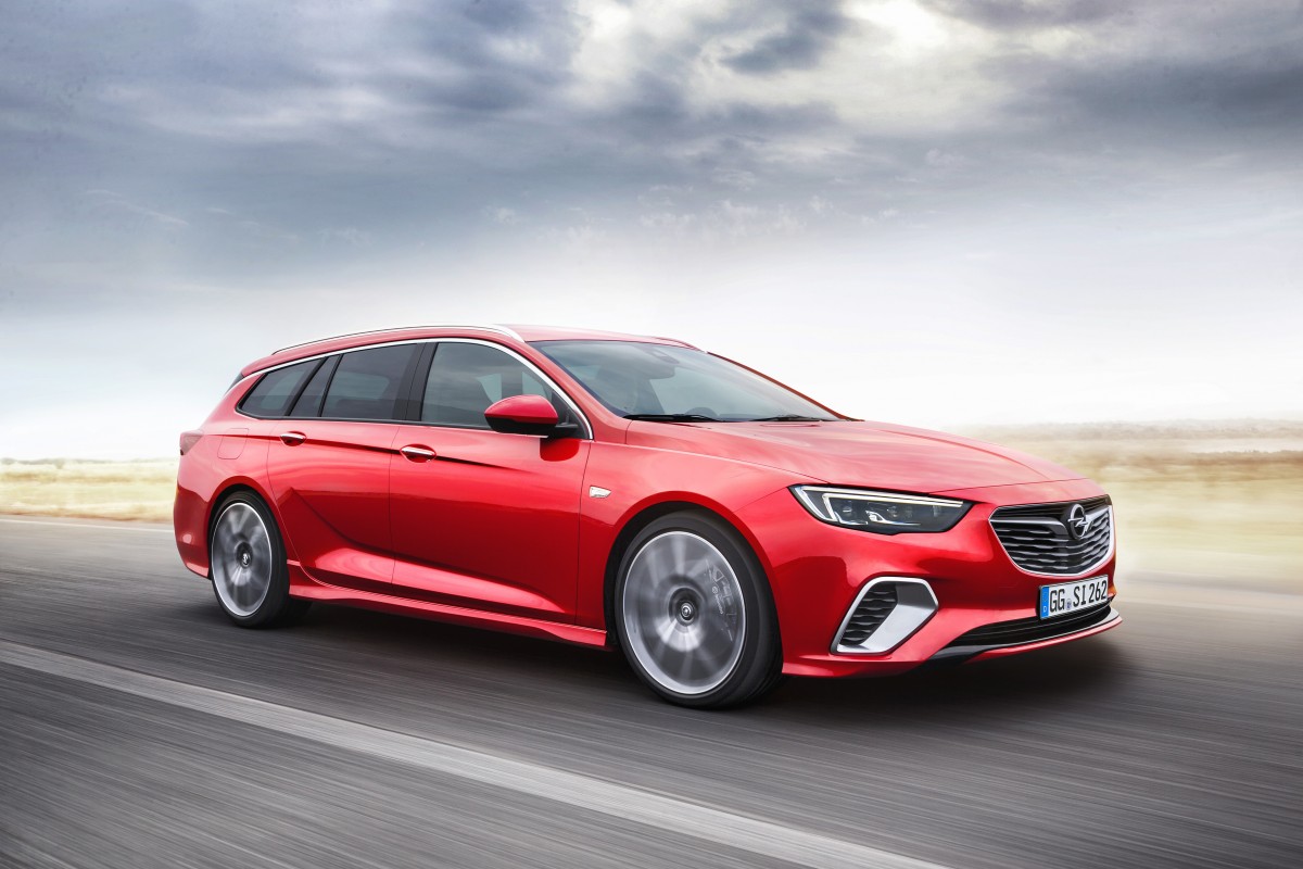 Opel-Insignia-GSi-Sports-Tourer-500231
