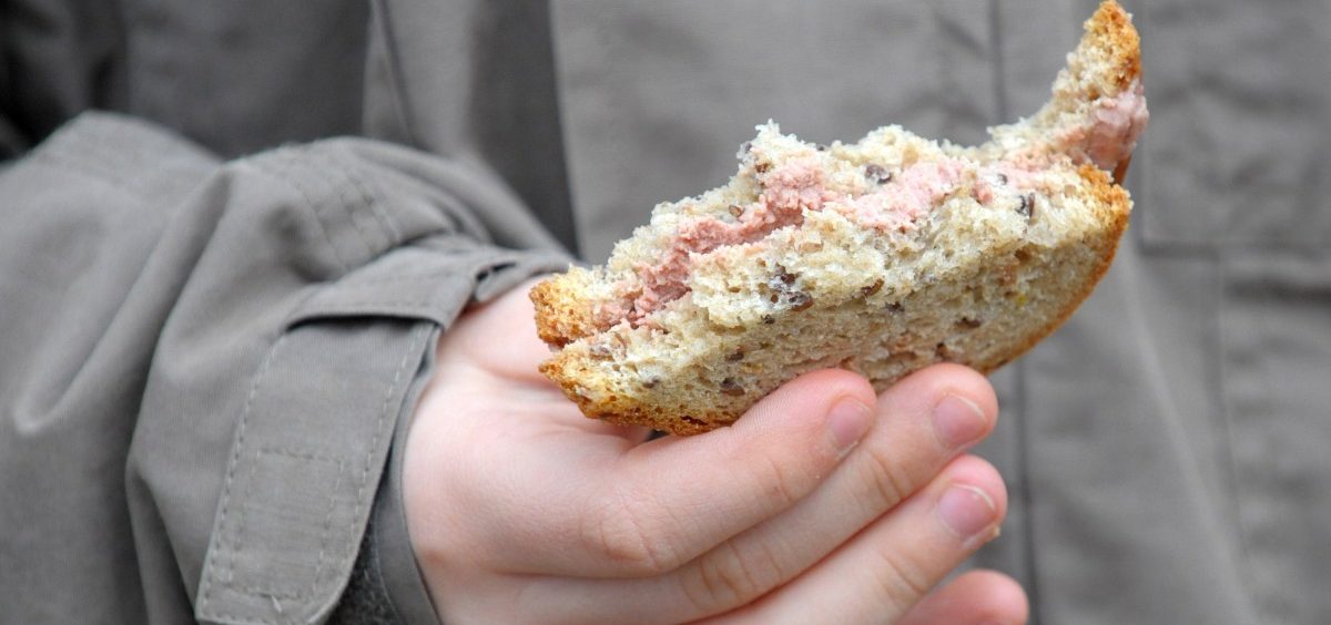 Gift auf dem Pausenbrot - Arbeitskollege unter Verdacht