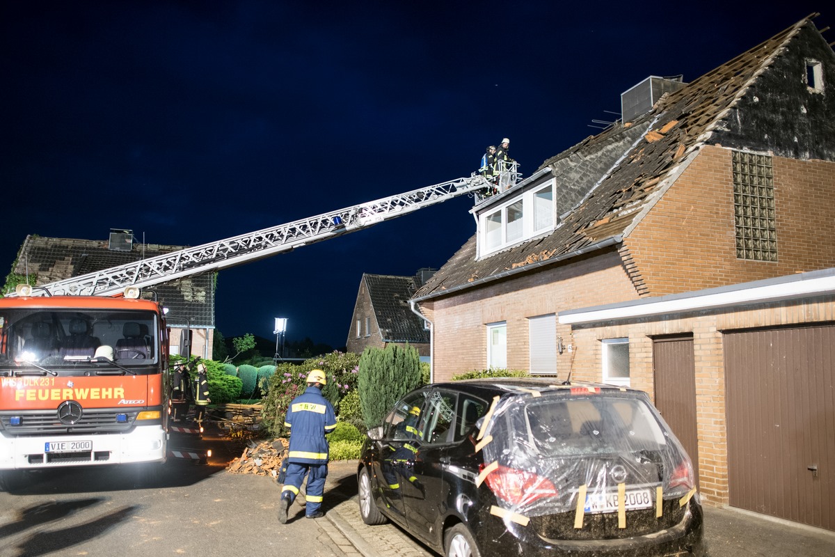 Wirbelsturm_am_Niede_57349614urn_binary_dpa_com_20090101_180516-90-037081-FILED