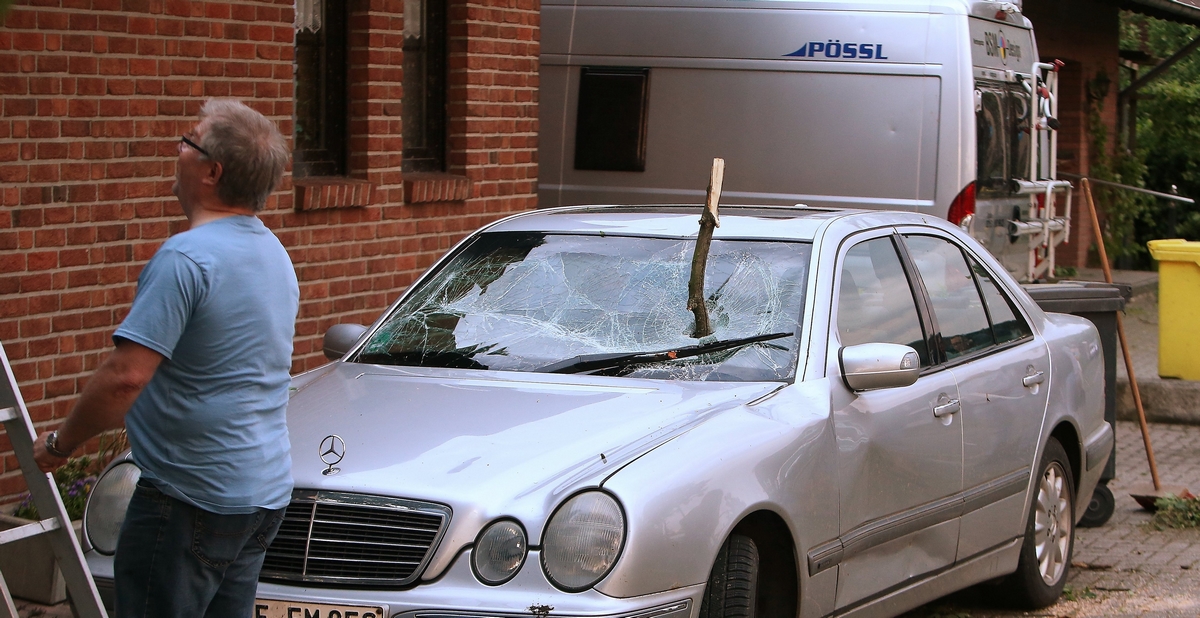 Wirbelsturm_am_Niede_57349654urn_binary_dpa_com_20090101_180516-90-036304-FILED