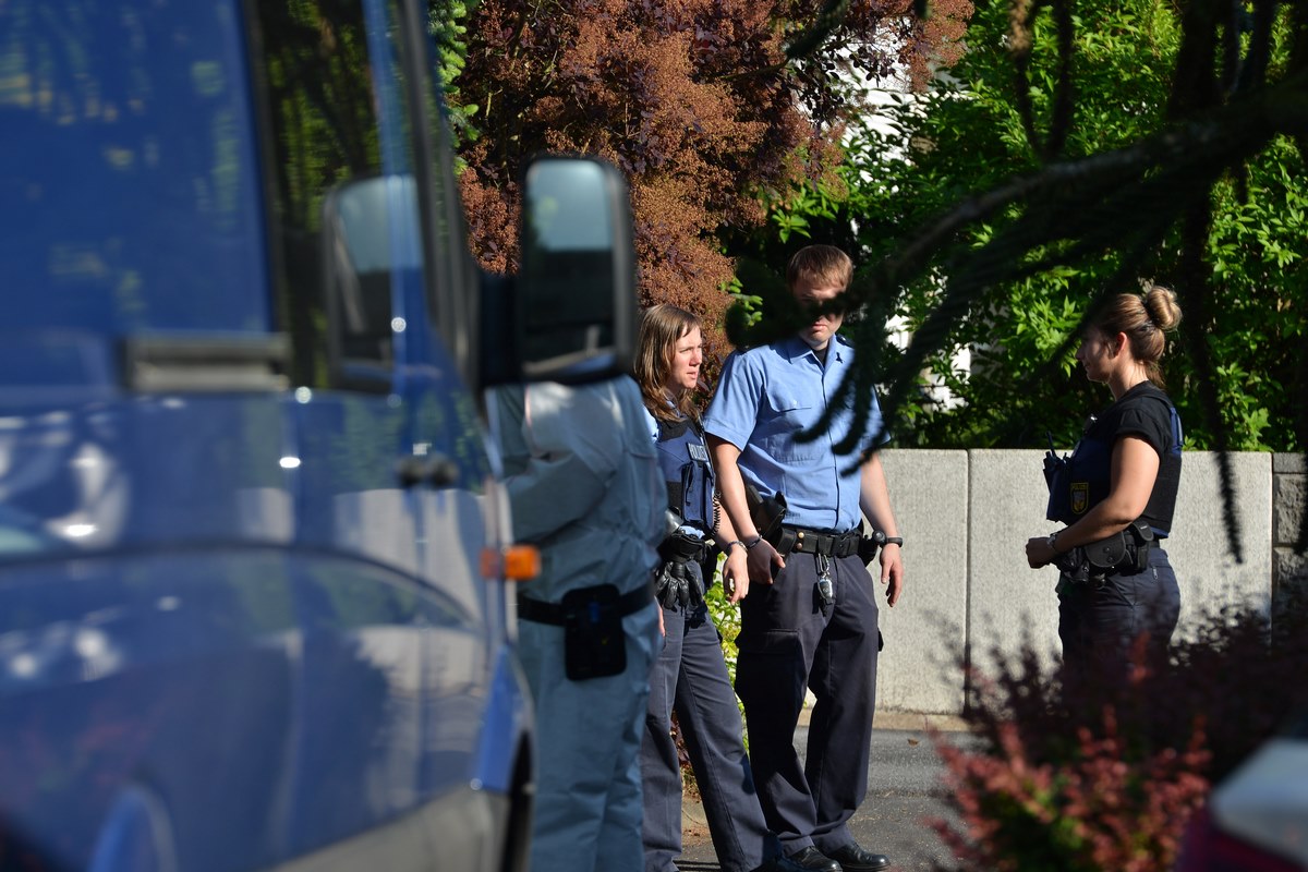 Zwei_Tote_und_zwei_V_57381927urn_binary_dpa_com_20090101_180519-90-021460-FILED