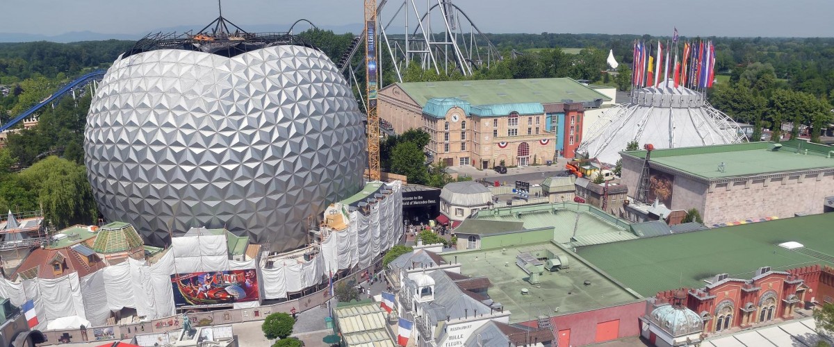 Europa-Park Rust geht von Millionenschaden nach Brand aus