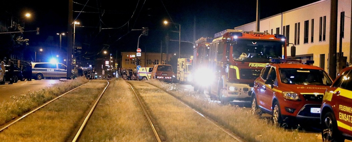 Bombe in Dresden teildetoniert - Experten warten auf Abkühlung